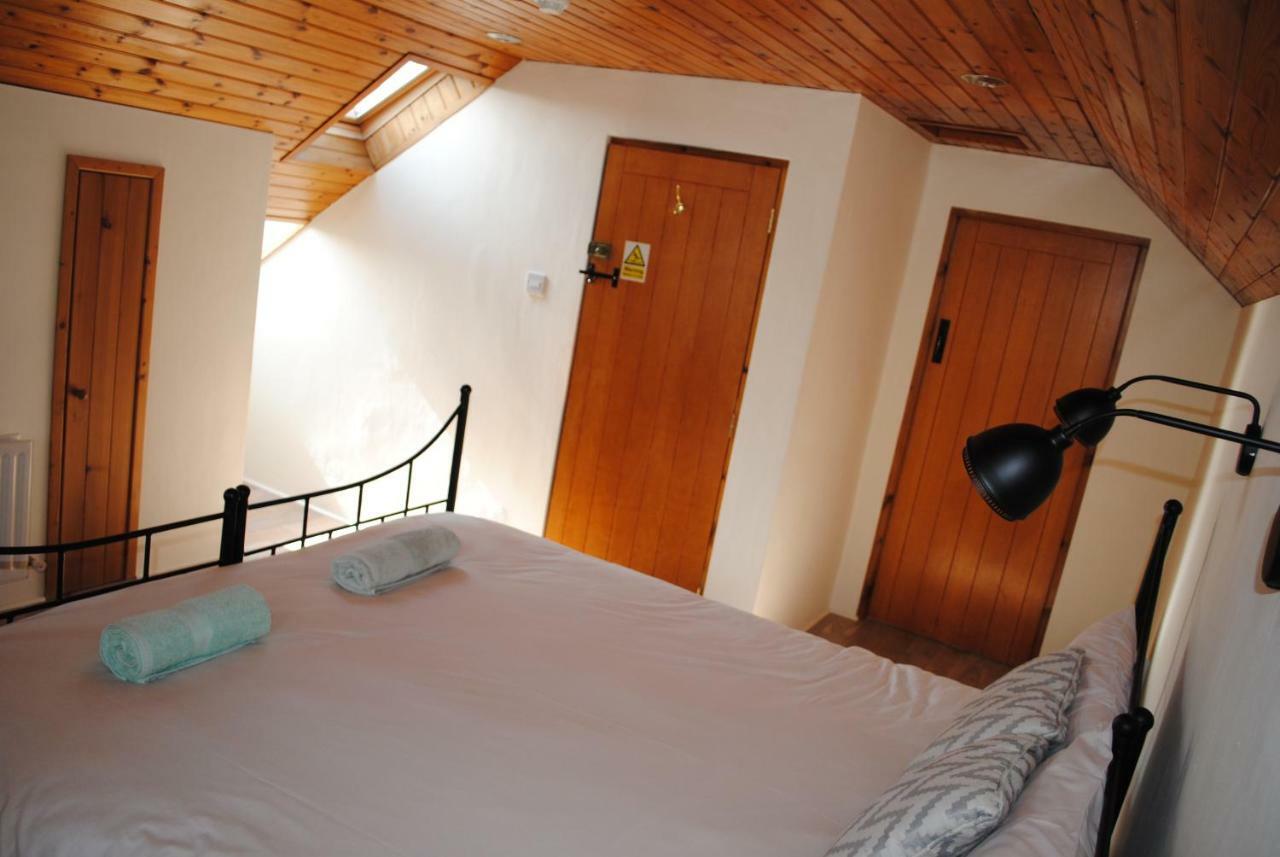 The Castle Bed & Breakfast Ballintoy Exterior photo